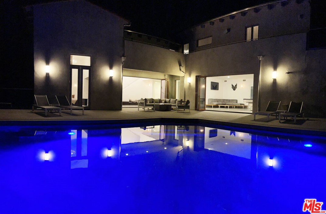 29282 Circle Dr, Calabasas, CA 91301