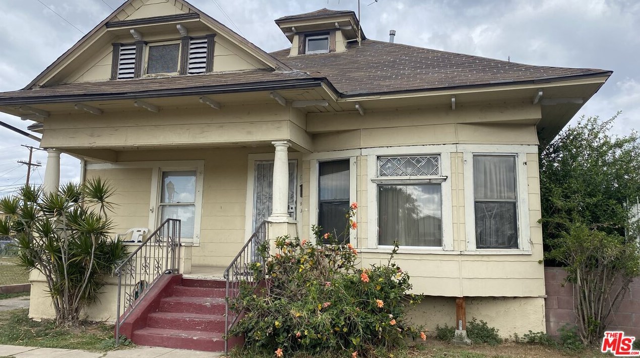 659 115th St, Los Angeles, CA 90044-4120