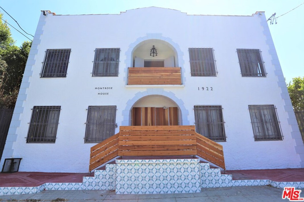 1922 Montrose St, Los Angeles, CA 90026-3150
