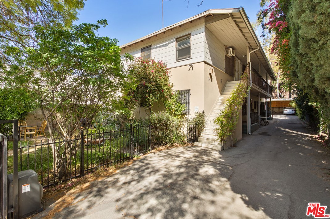 6227 La Mirada Ave #3, Los Angeles, CA 90038