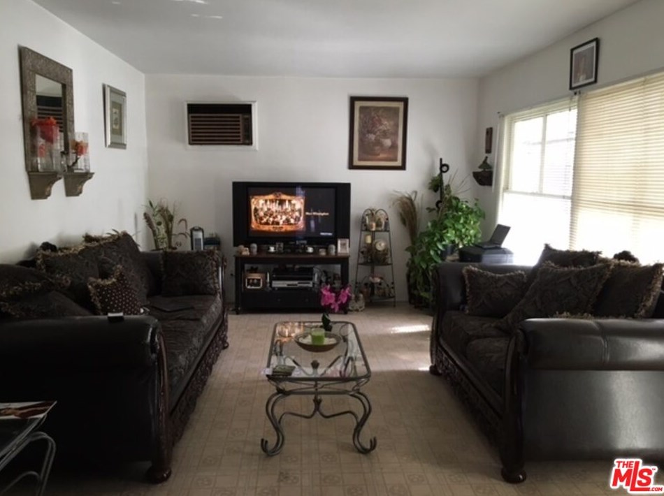 5719 Omaha St, Los Angeles CA  90042-4814 exterior