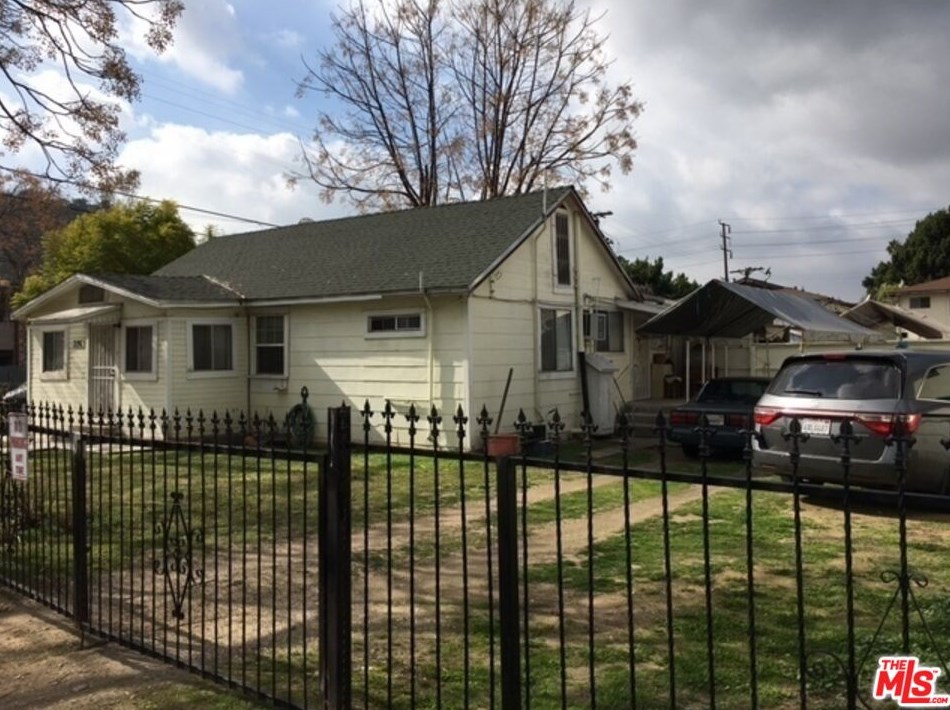 5719 Omaha St, Los Angeles CA  90042-4814 exterior