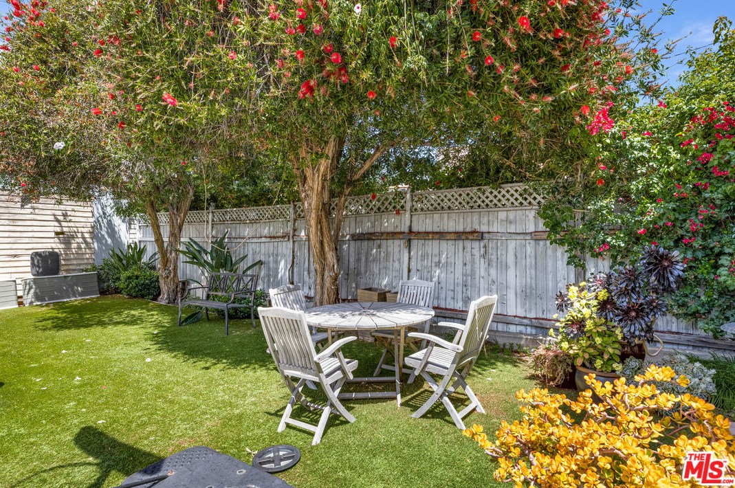 1173 Hayworth Ave, Los Angeles CA  90035-2603 exterior