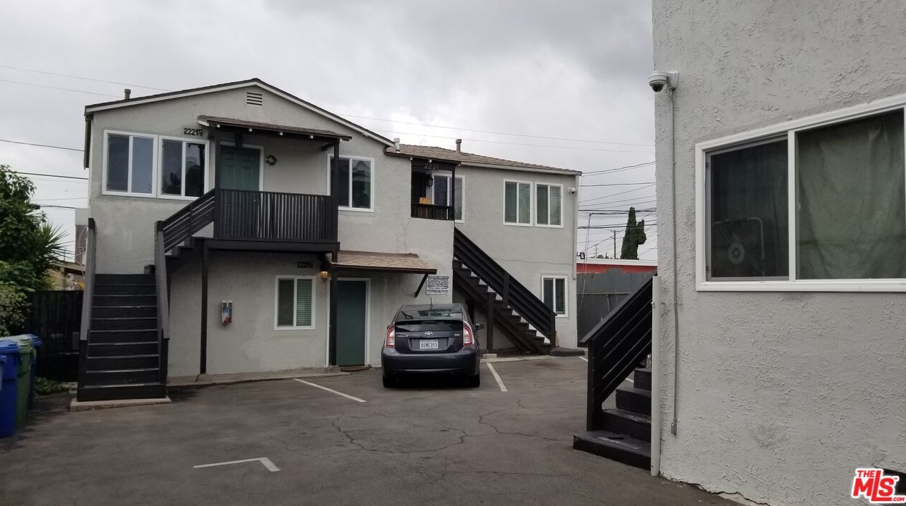 2221 Griffin Ave, Los Angeles, CA 90031-3044