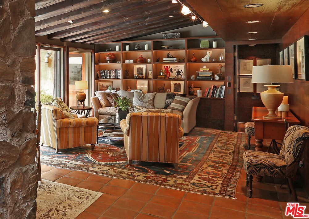 2673 Mandeville Canyon Rd, Los Angeles CA  90049-1003 exterior