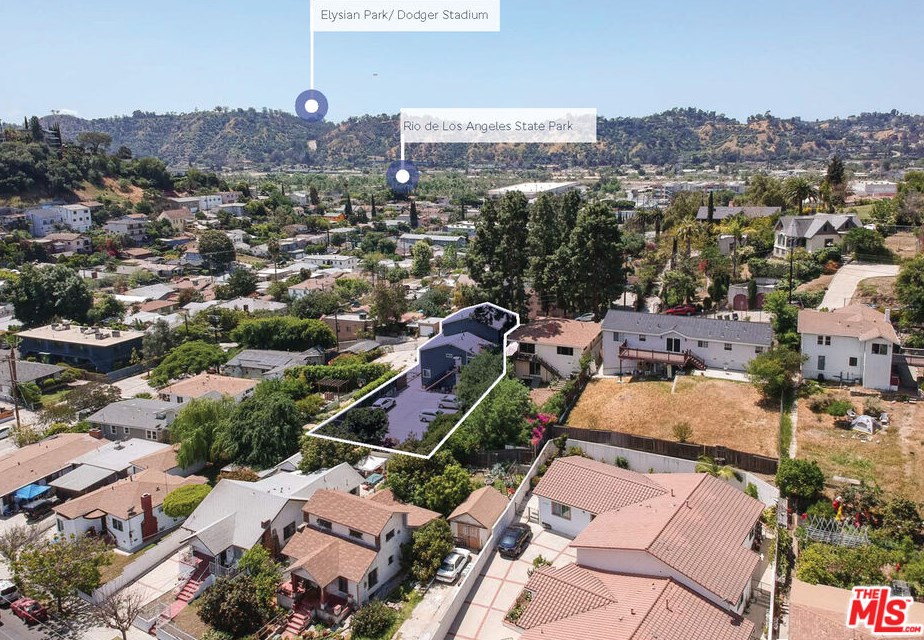 2215 Cazador Dr, Los Angeles, CA 90065-2083
