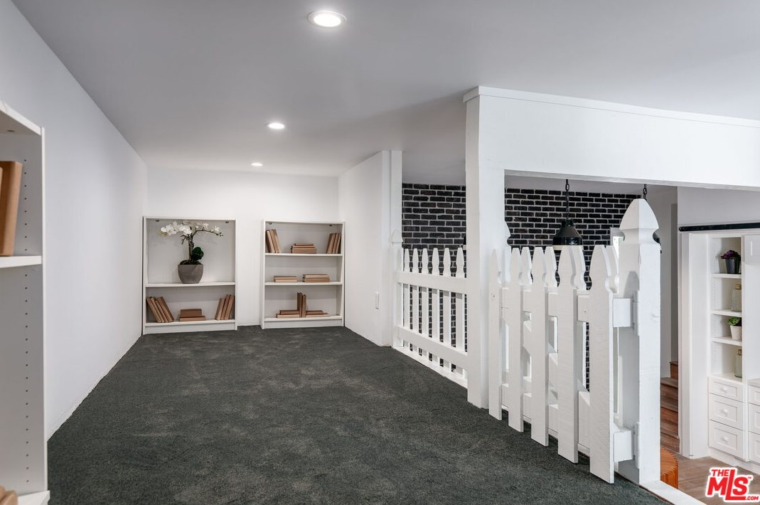 31595 Table Rock Dr, Laguna Beach CA  92651-8328 exterior