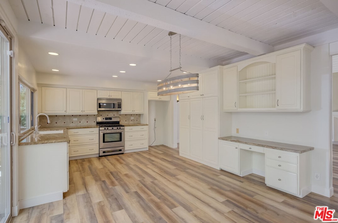 24922 Rivendell Dr, El Toro, CA 92630