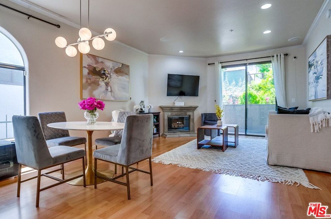 1541 Bedford St, Los Angeles, CA 90035-4485