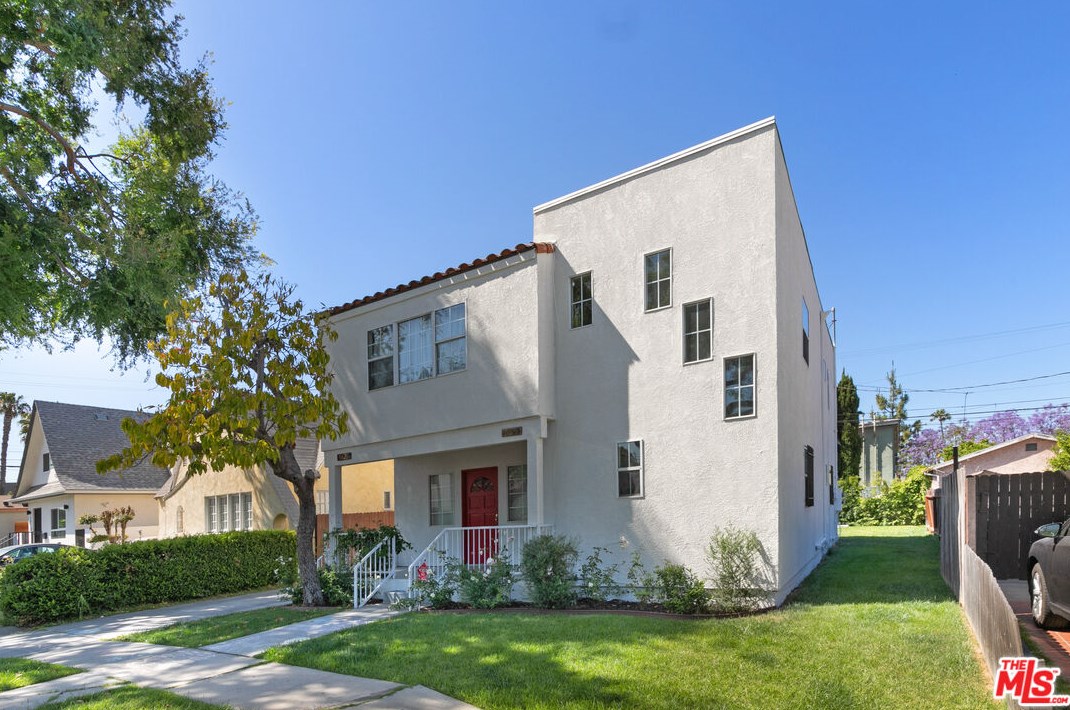 5826 Ernest Ave, Los Angeles, CA 90034-2231