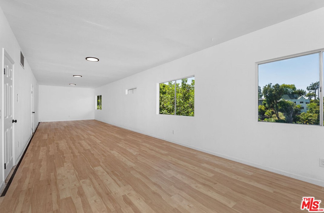 4647 Palmero Dr, Los Angeles CA  90065-4238 exterior