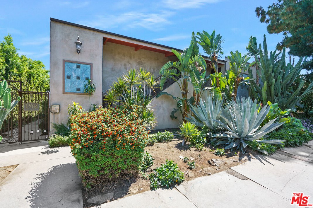 12014 Kling St, North Hollywood, CA 91607-3924