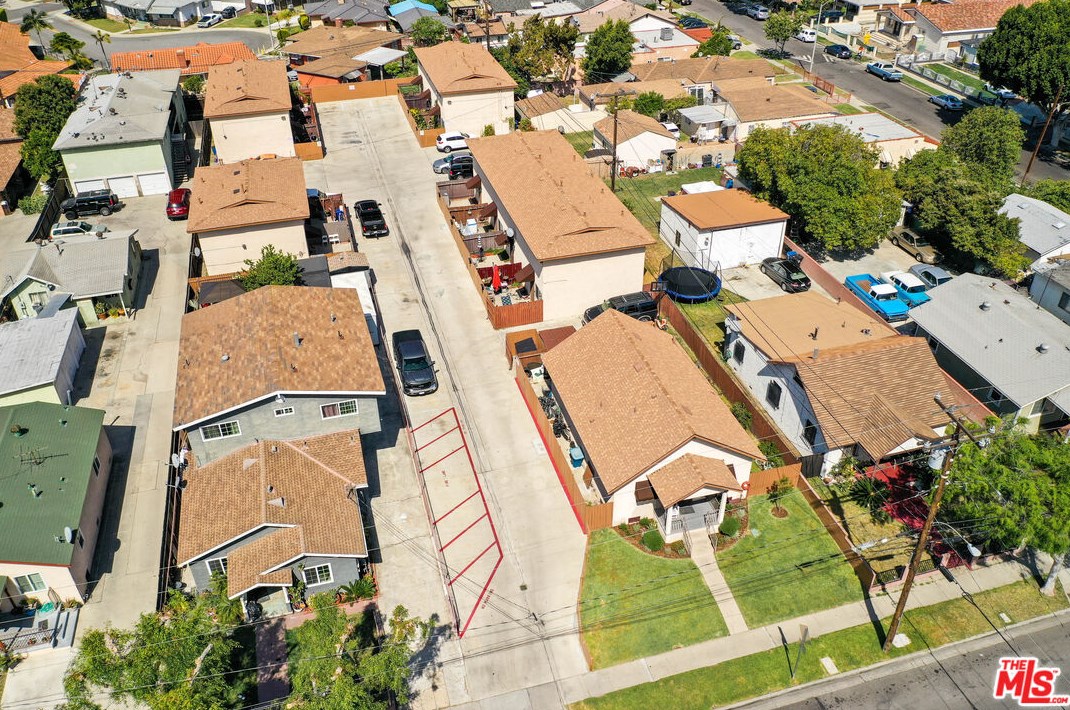 6809 Vinevale Ave, Bell, CA 90201