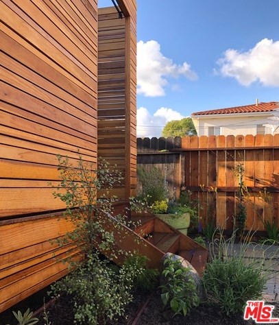 1479 Cardiff Ave, Los Angeles, CA 90035