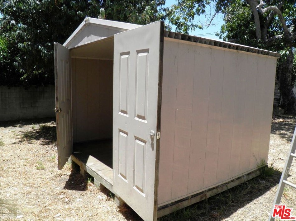 11753 Ayres Ave, Los Angeles CA  90064-1301 exterior