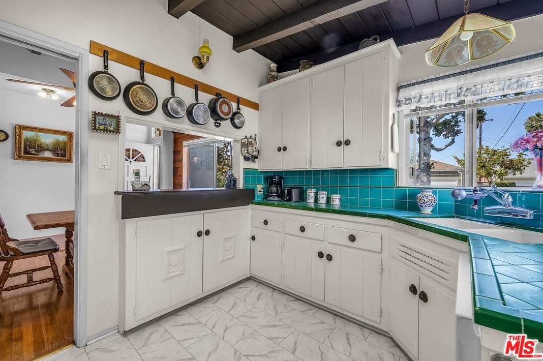 4467 Huntley Ave, Los Angeles CA  90230-4827 exterior