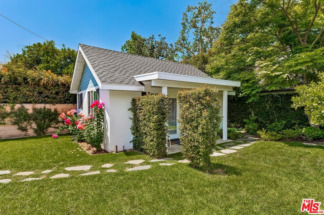 4339 Elmer Ave, North Hollywood CA  91602-2632 exterior