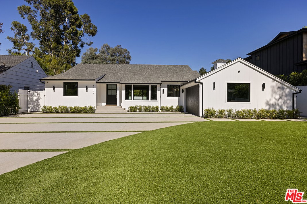 5000 Noeline Ave, Van Nuys, CA 91436