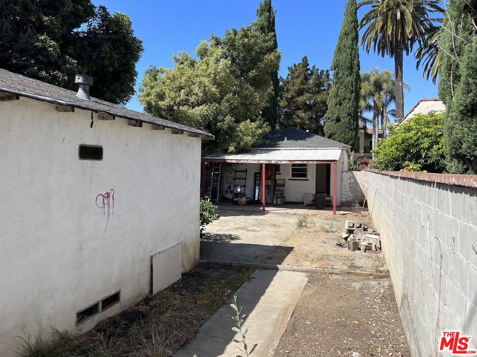 2152 Parnell Ave, Los Angeles CA  90064-2201 exterior