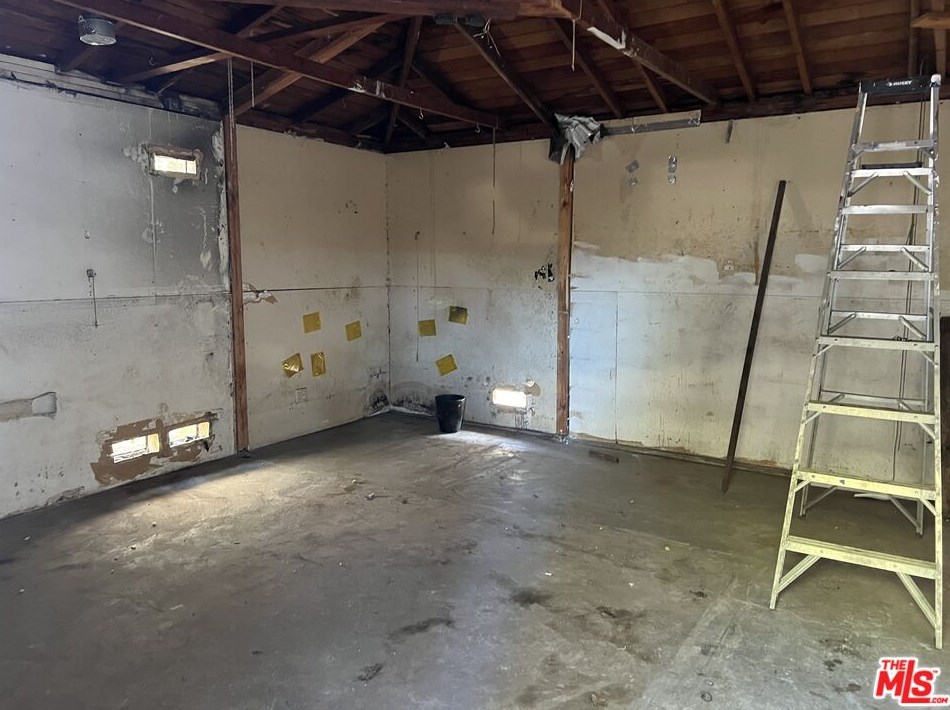 2152 Parnell Ave, Los Angeles CA  90064-2201 exterior