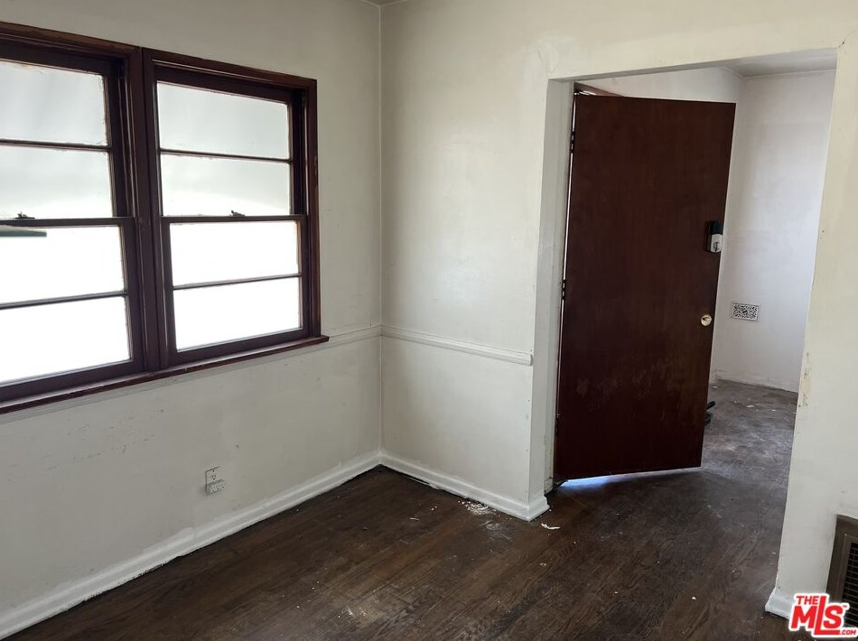 2152 Parnell Ave, Los Angeles CA  90064-2201 exterior