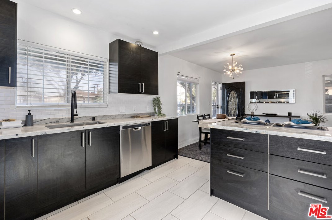 15206 Condon Ave, Lawndale CA  90260-1931 exterior