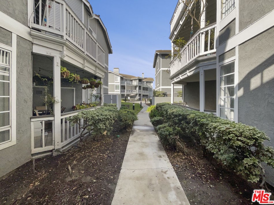 10401 Garden Grove Blvd #12, Garden Grove, CA 92843