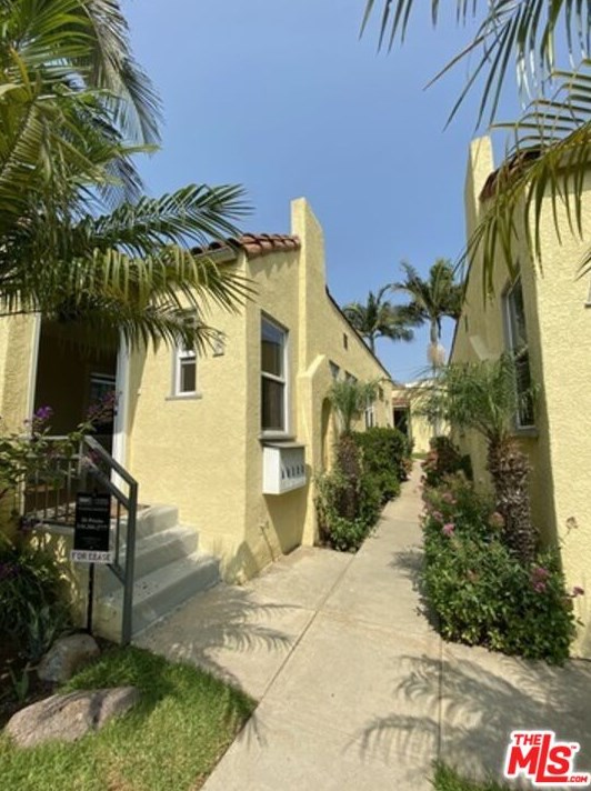 1427 17th St #e, Santa Monica, CA 90404