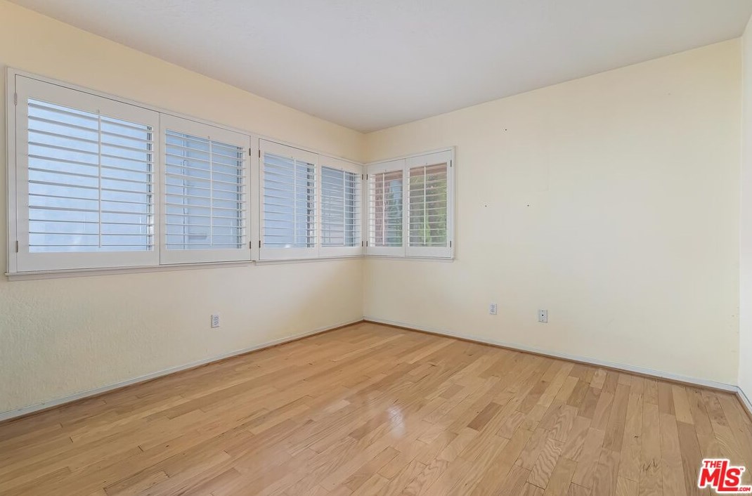 2919 Woodwardia Dr, Los Angeles CA  90077-2123 exterior