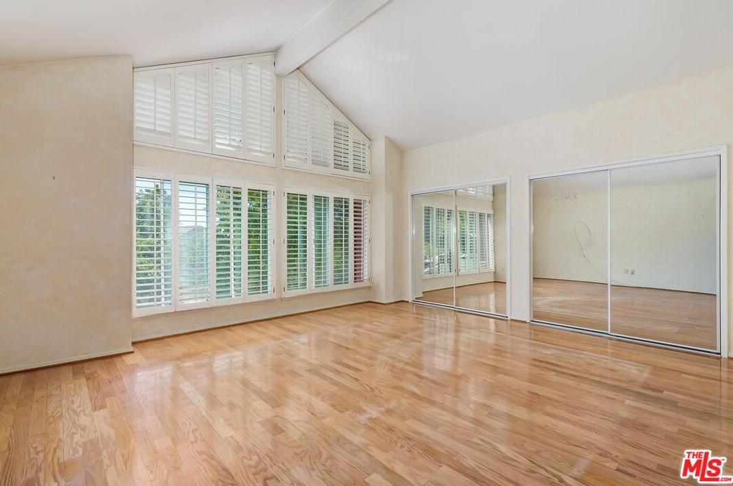 2919 Woodwardia Dr, Los Angeles CA  90077-2123 exterior