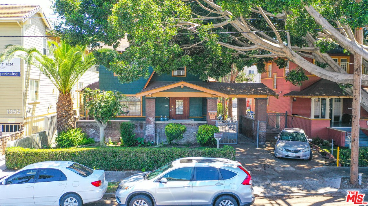 1151 29th St, Los Angeles CA  90011-2137 exterior