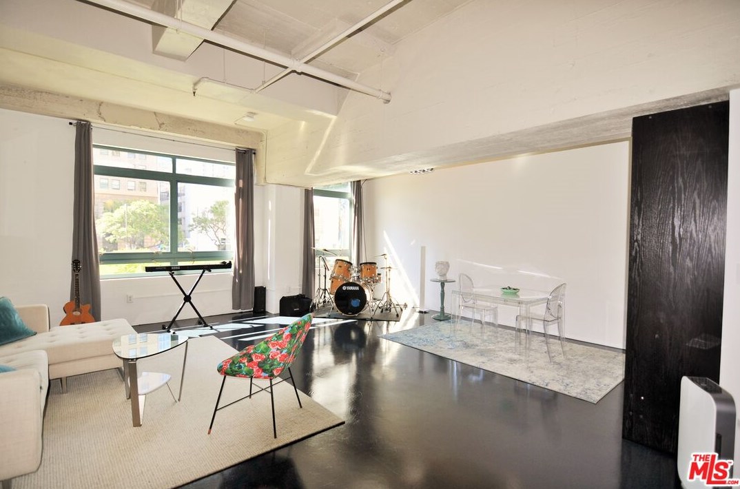 849 S Broadway #m9, Los Angeles, CA 90014