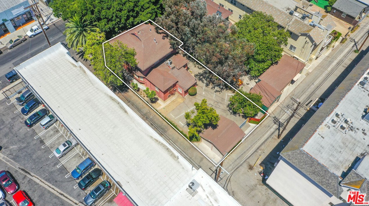 1360 29th St, Los Angeles, CA 90007-3101