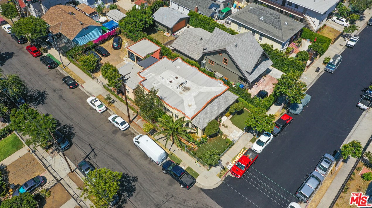 1481 25th St, Los Angeles, CA 90007-1632