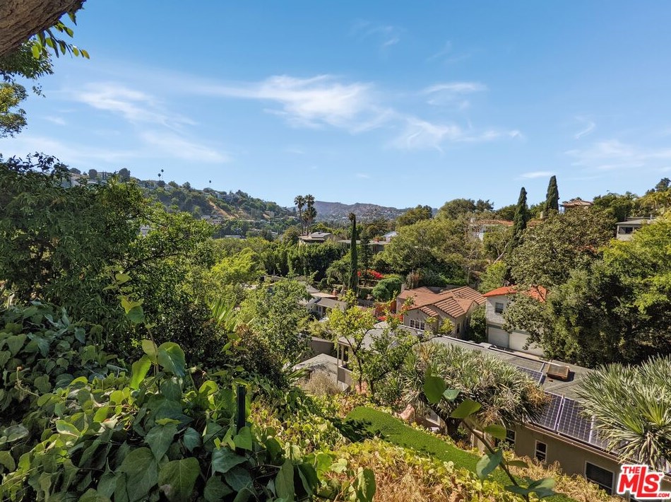 3124 Silverado Dr, Los Angeles, CA 90039-2508