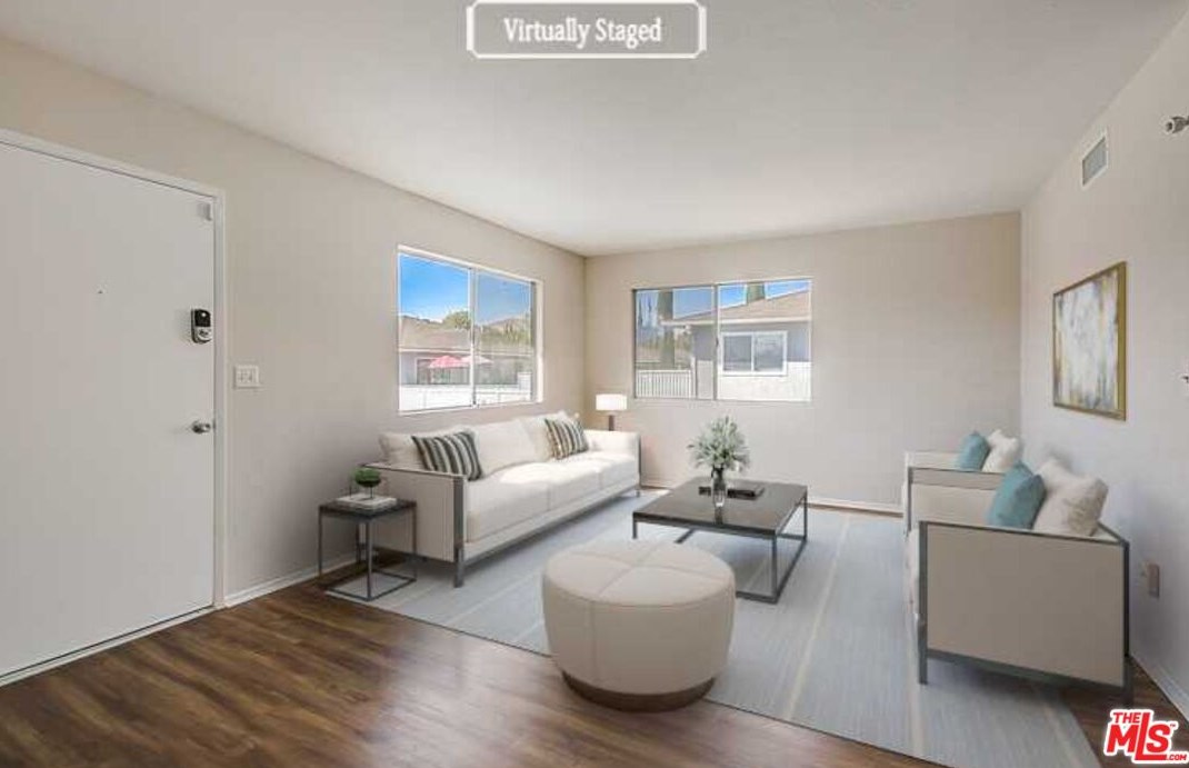 20707 Dot St, Santa Clarita, CA 91350