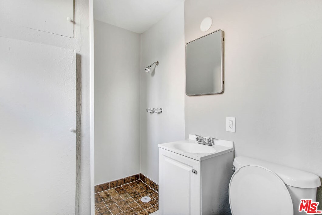 6795 Easterly Dr, Joshua Tree CA 92252-2657 exterior