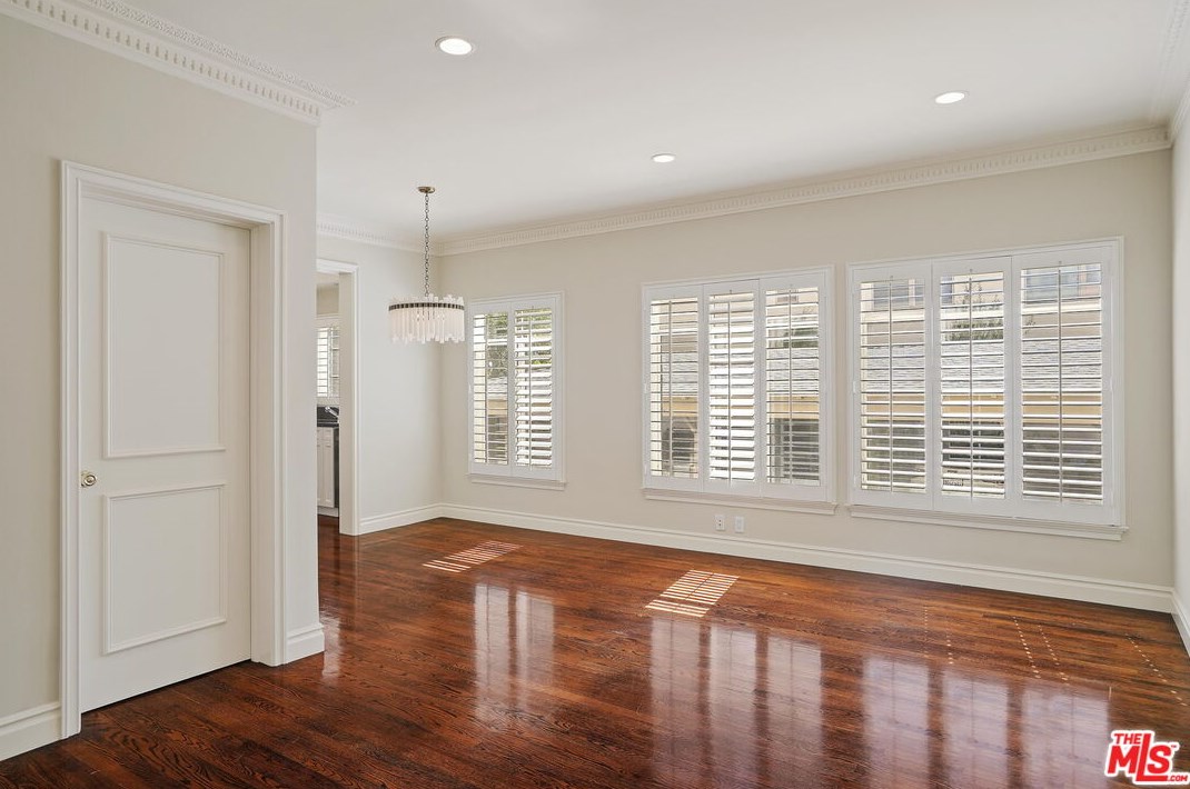 9601 Charleville Blvd #8, Beverly Hills, CA 90212