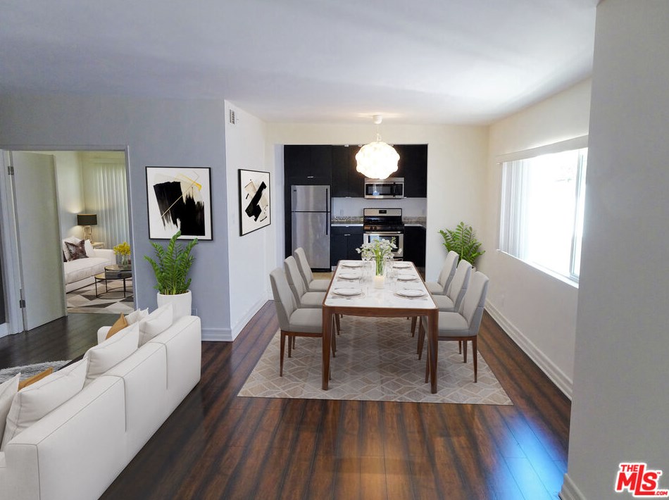 11915 Darlington Ave, Los Angeles CA  90049-4700 exterior