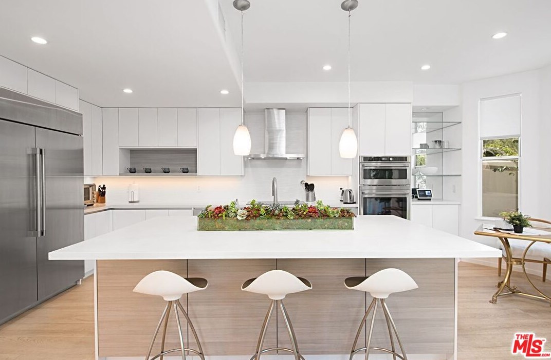 6481 Zuma View Pl #109, Malibu, CA 90265