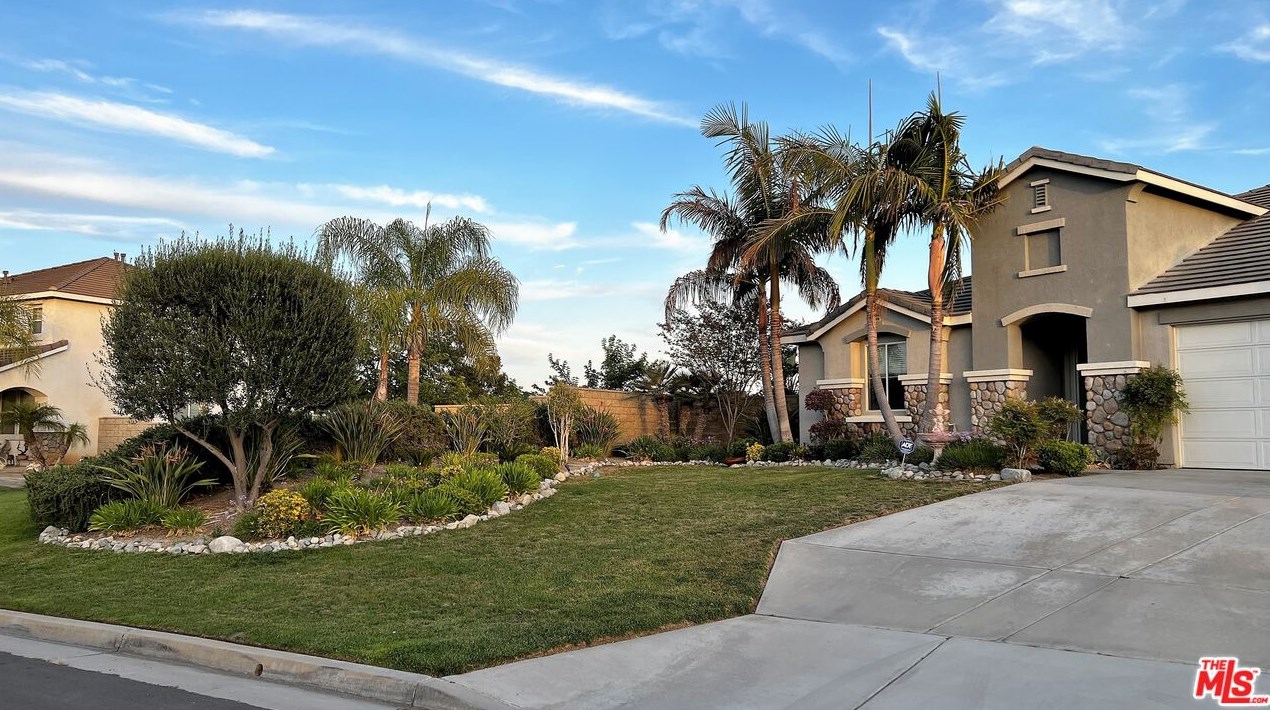 19179 Painted Rock St, Perris, CA 92570