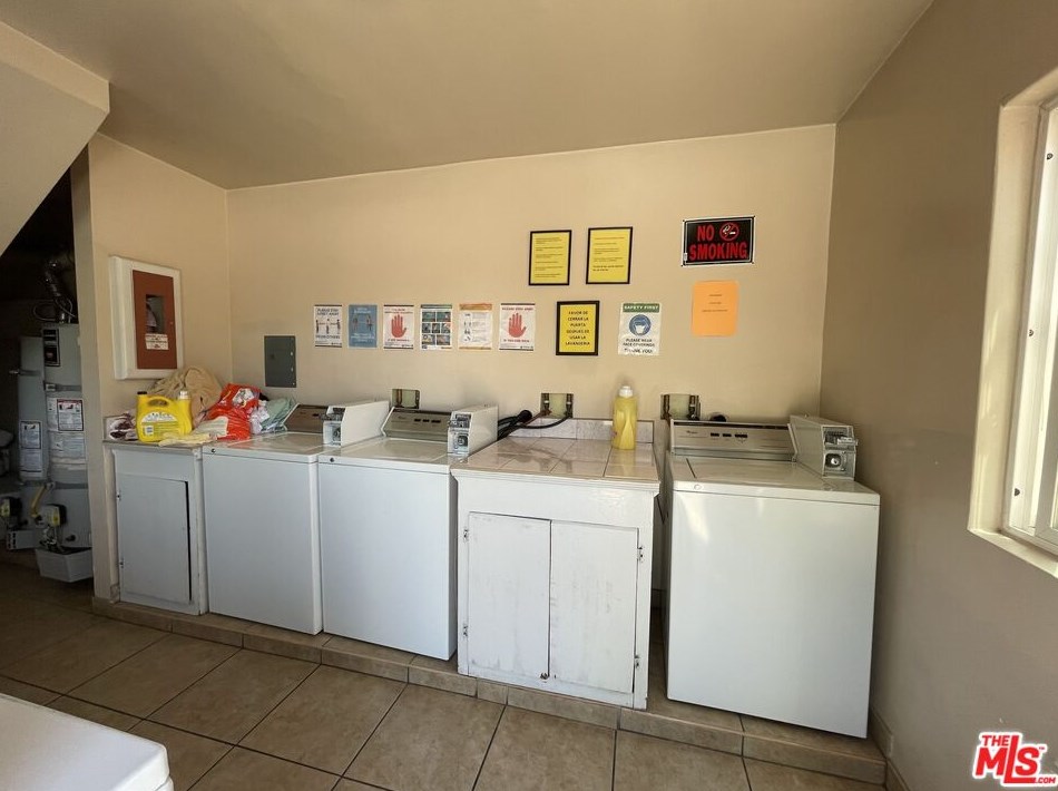 1536 Pleasant Ave, Los Angeles, CA 90033-2377