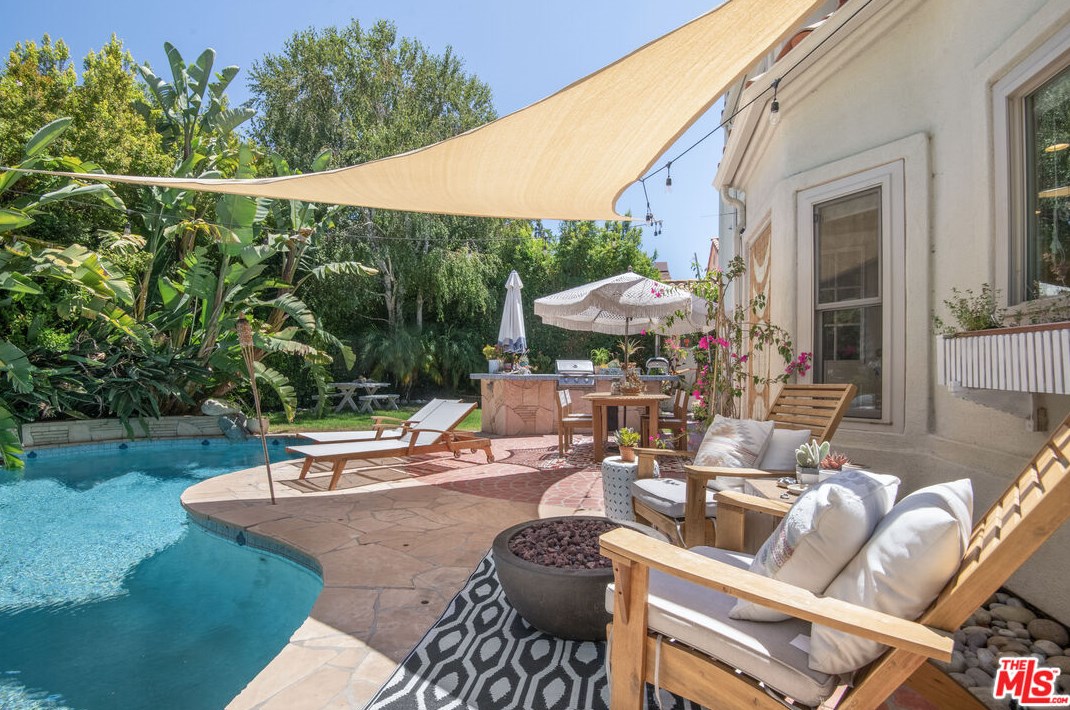 756 Cedar Point Pl, Thousand Oaks CA  91362-5422 exterior