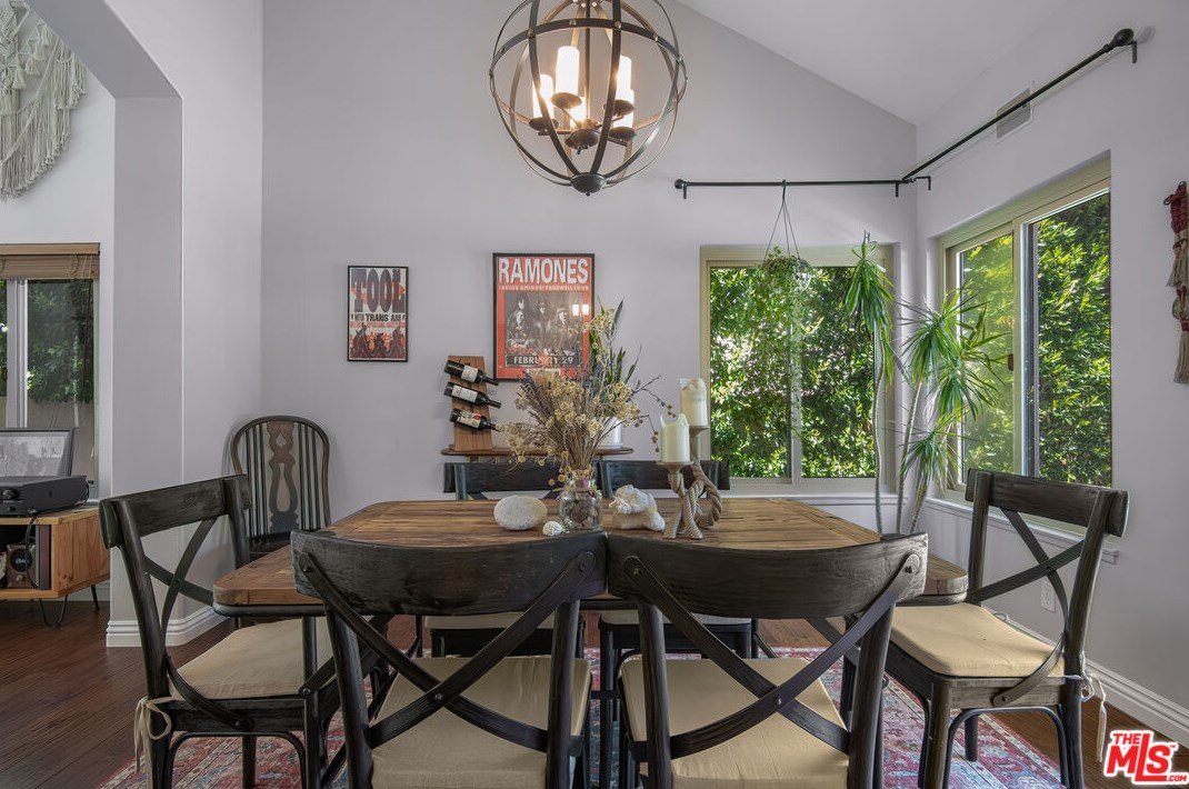 756 Cedar Point Pl, Thousand Oaks CA  91362-5422 exterior