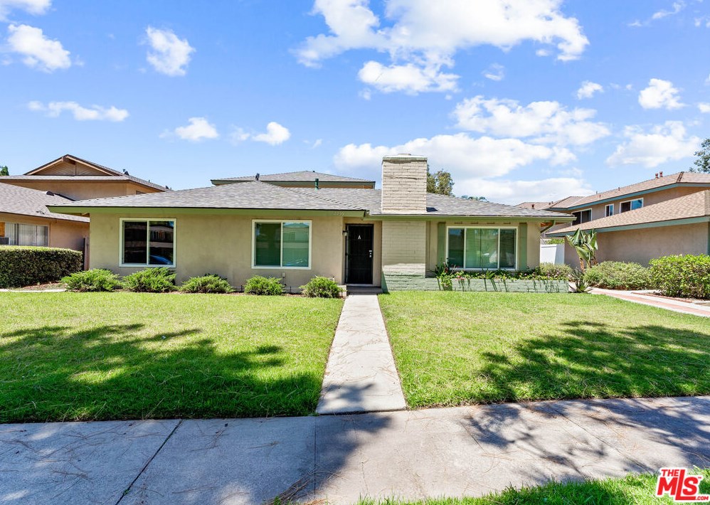 2239 E Joana Dr, Santa Ana, CA 92705