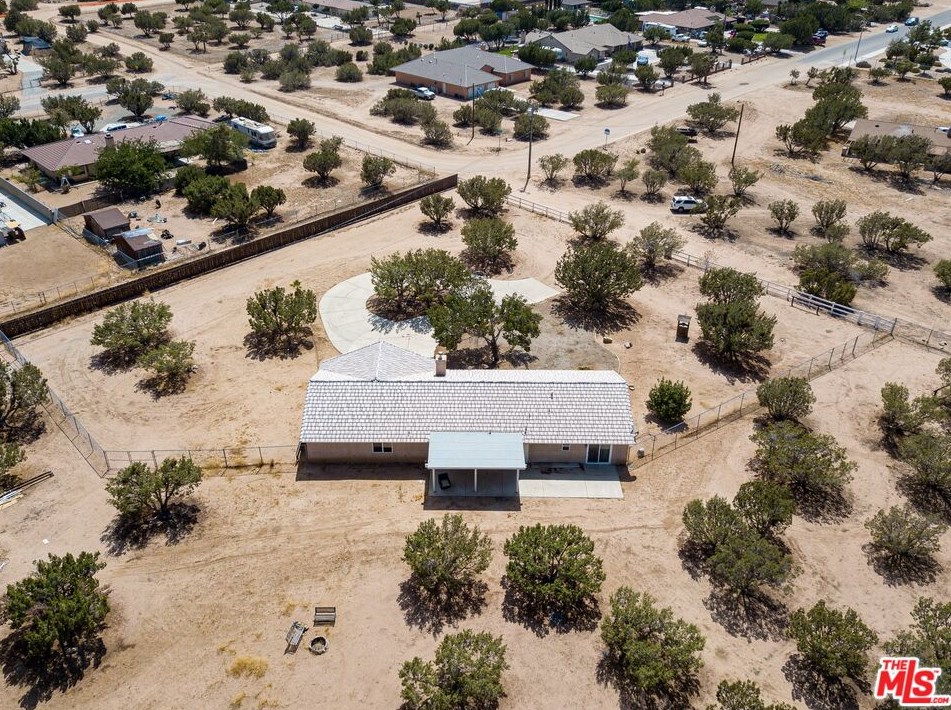 7015 Glider Ave, Hesperia, CA 92345