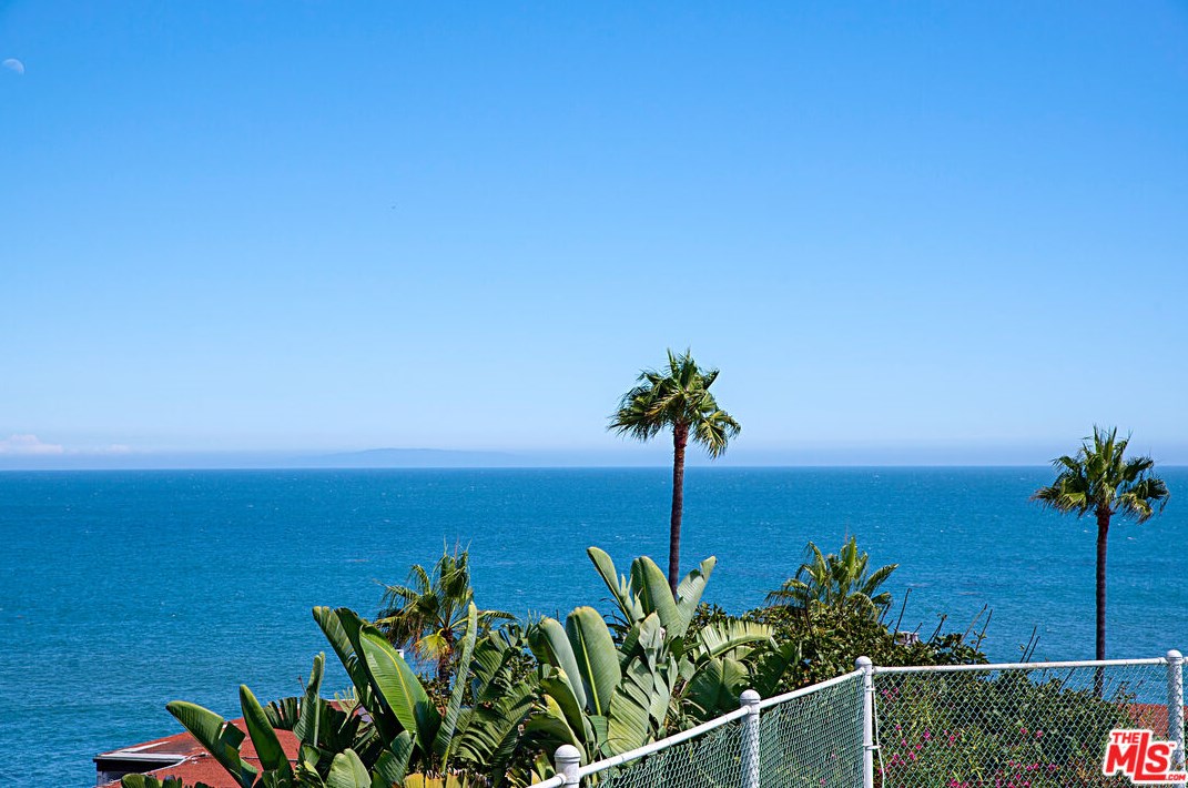 26664 Seagull Way, Malibu, CA 90265-4543