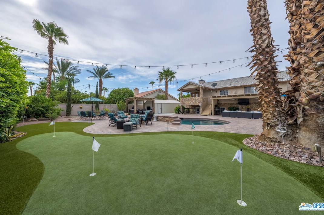 68554 Durango Rd, Cathedral City, CA 92234-3895