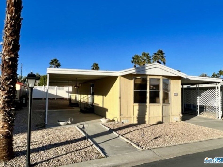 241 Settles Dr, Cathedral City CA  92234-6623 exterior