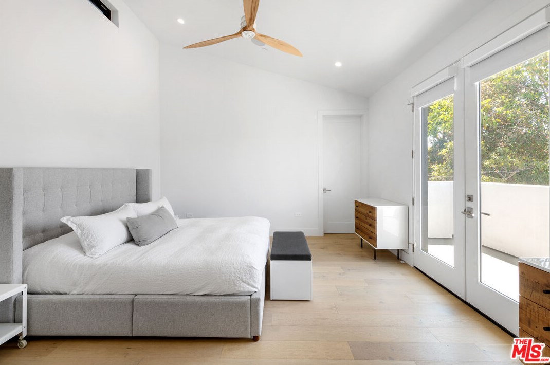 6562 Firebrand St, Los Angeles CA  90045-1211 exterior